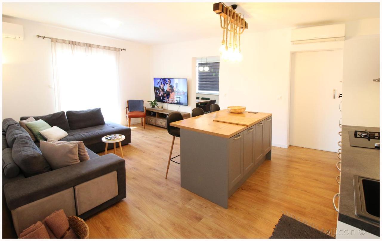 Apartman Silicon Primošten Екстериор снимка